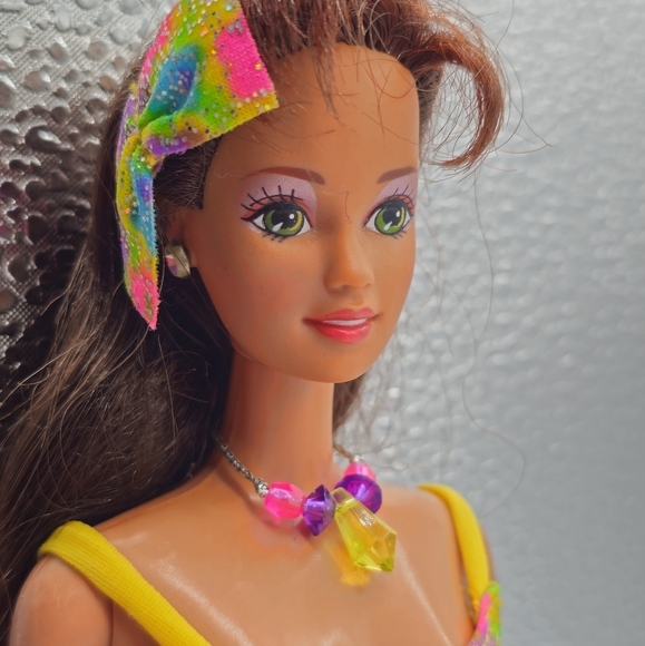 Vintage 1992 Barbie Glitter Beach Teresa Doll - Picture 5 of 11
